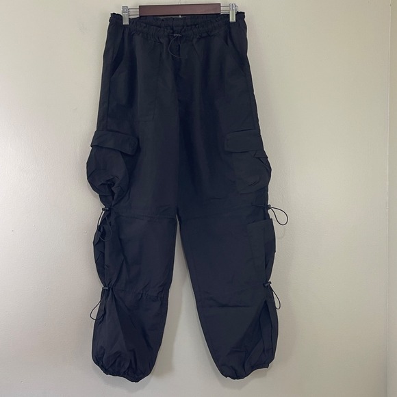 HALARA Pants - NWT HALARA Pants Womens Medium Black Baggy Drawstring Cargo Joggers Pockets